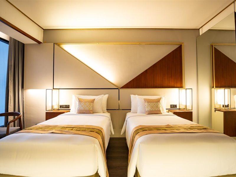 Rayz Umm Hotel Malang Ngoại thất bức ảnh