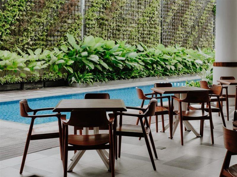 Rayz Umm Hotel Malang Ngoại thất bức ảnh