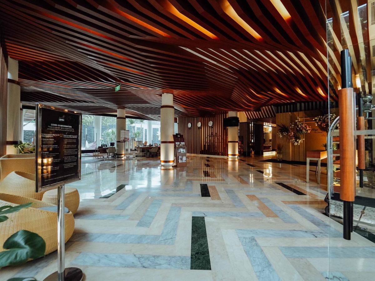 Rayz Umm Hotel Malang Ngoại thất bức ảnh